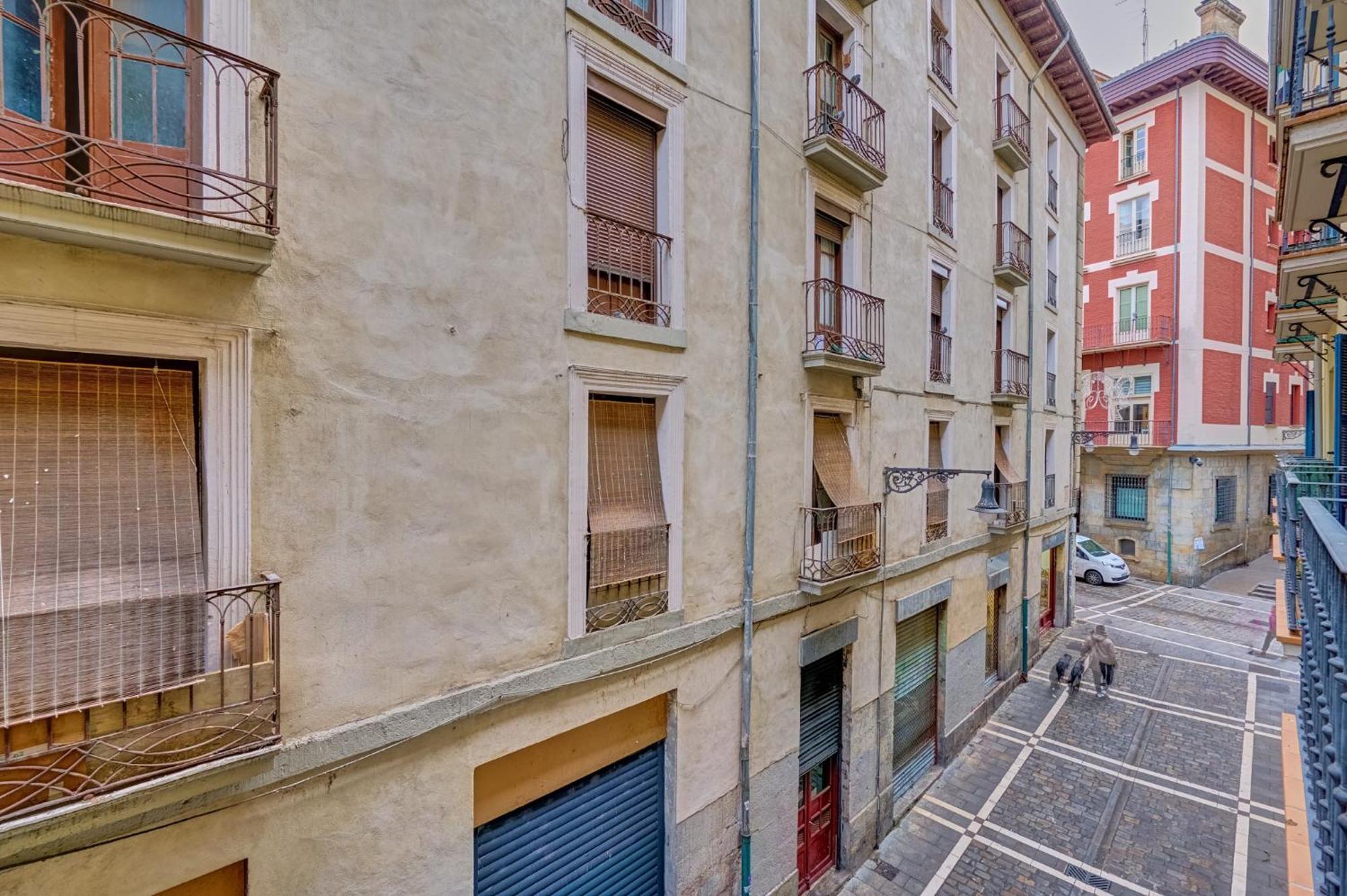 Apartamento Bajada De Javier Pamplona Exterior foto